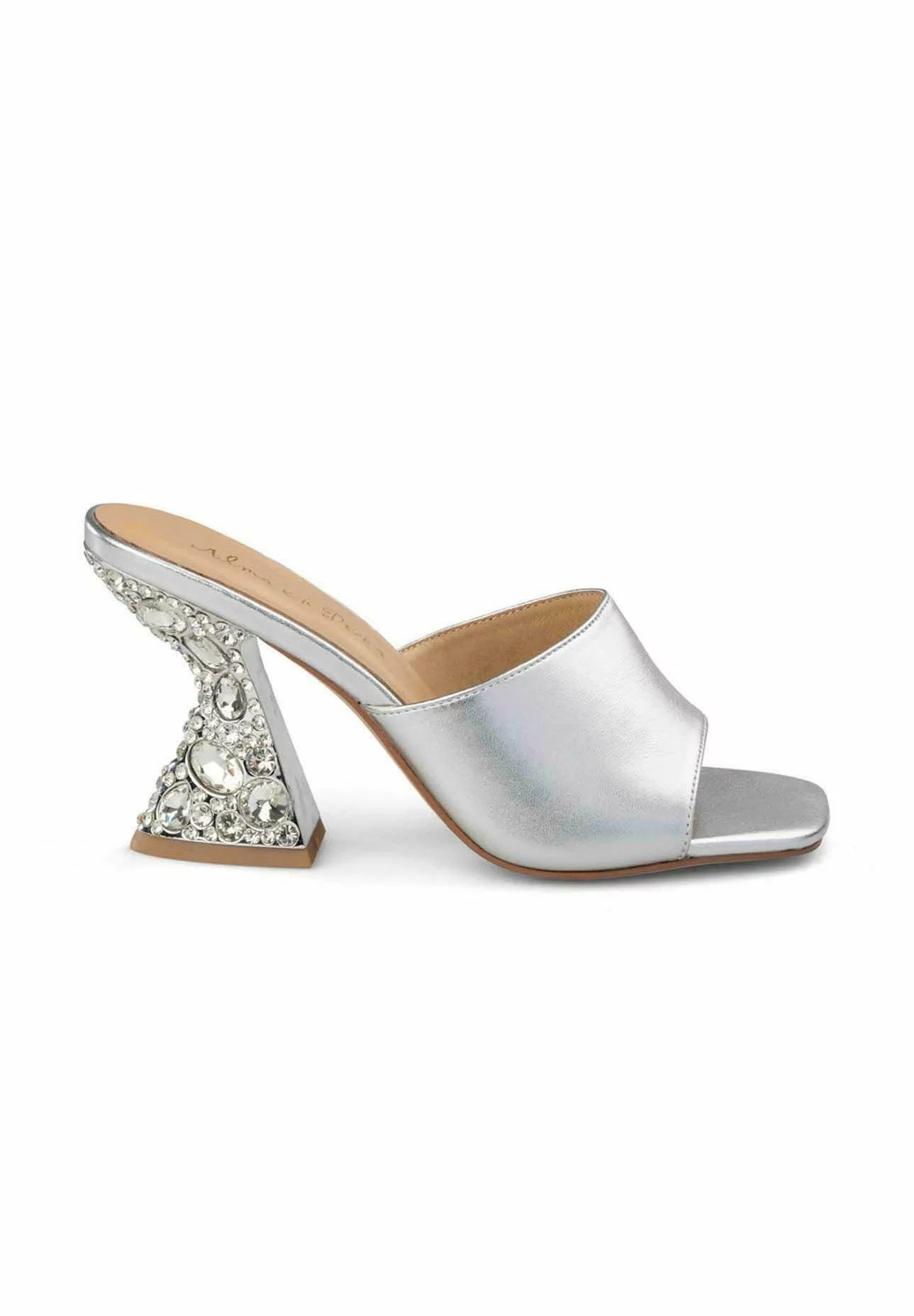 Alma En Pena Brouwerij - Muiltjes Met Hak - Plata 3 Alma En Pena Brouwerij - Muiltjes Met Hak - Plata