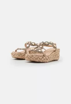 Alma En Pena Sandalen Met Sleehak - Beige -Alma En Pena Winkel 18e6400368264c168d0a8dddaff3793e