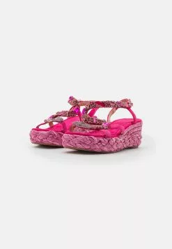 Alma En Pena Sandalen Met Sleehak - Fuxia -Alma En Pena Winkel 8df6a45e4458471c86154aa5260400b8