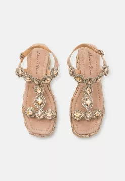 Alma En Pena Sandalen Met Sleehak - Beige -Alma En Pena Winkel 95ad3eb72c8b4812b064e413e60bd6f5