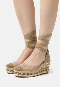 Alma En Pena Sandalen Met Plateauzool - Beige