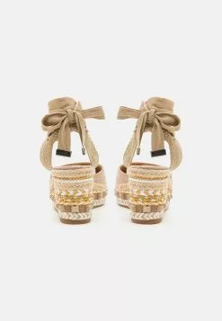 Alma En Pena Sandalen Met Plateauzool - Beige -Alma En Pena Winkel b25c24ec33624521920338d0a4ca5dbb