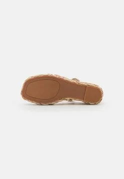 Alma En Pena Sandalen Met Sleehak - Beige -Alma En Pena Winkel bd008cbfe32c4c8e9c71b07410f798a5