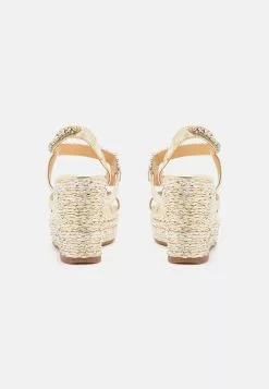 Alma En Pena Sandalen Met Plateauzool - Diva Gold -Alma En Pena Winkel c4197723010a4360aa57893fefa05fe8