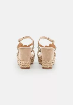 Alma En Pena Sandalen Met Plateauzool - Beige -Alma En Pena Winkel e00e4c33ae1944d2a7b7c579afafcba9