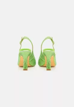 Alma En Pena Klassieke Pumps - Lime 11 Alma En Pena Klassieke Pumps - Lime -Alma En Pena Winkel fb4d6743cda44098aa4ff39cf43c6018
